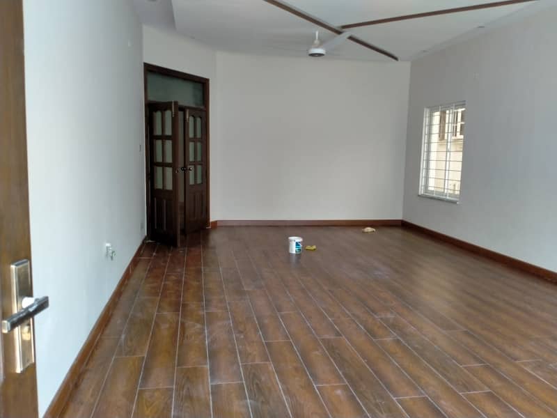 G-10/4 SUNFACE 40X80 DOUBLE UNIT HOUSE GOOD INCOMING RENT 38