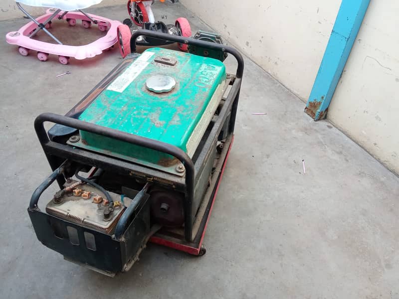 Jasco generator 3 kv good condition 2