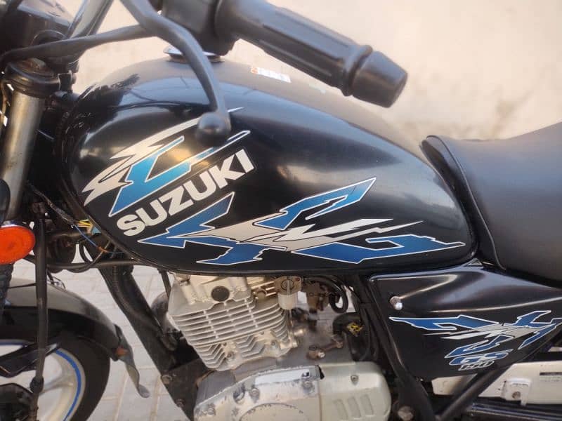 Suzuki GS 150 SE 2018 Modle l Suzuki in Bike l GS 150 l Total Geniune 9