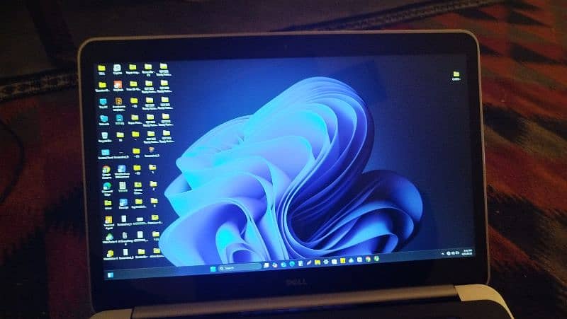 dell precision m3800 i 7 4th G ( 16 gb 512 gb nvme ) 11
