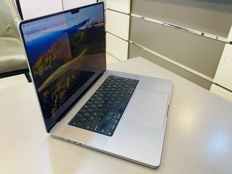 16 inch MacBook M1 Pro 2021 16/512 94%BH 2