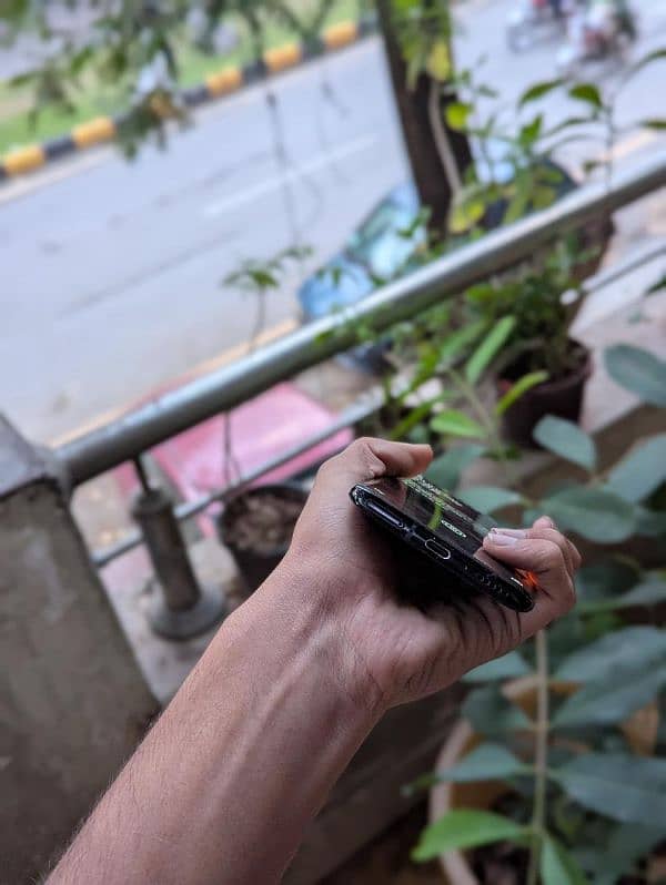 OnePlus 7t pro maclaren one sim approved ha 5