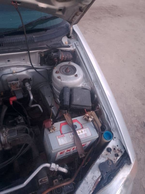Suzuki Baleno 2003 5