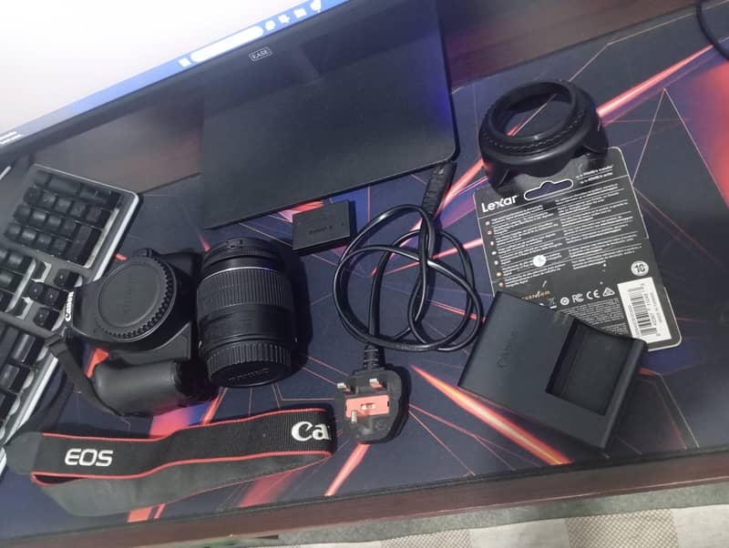 CANON 250D DSLR With Box & Complete Equipement 1