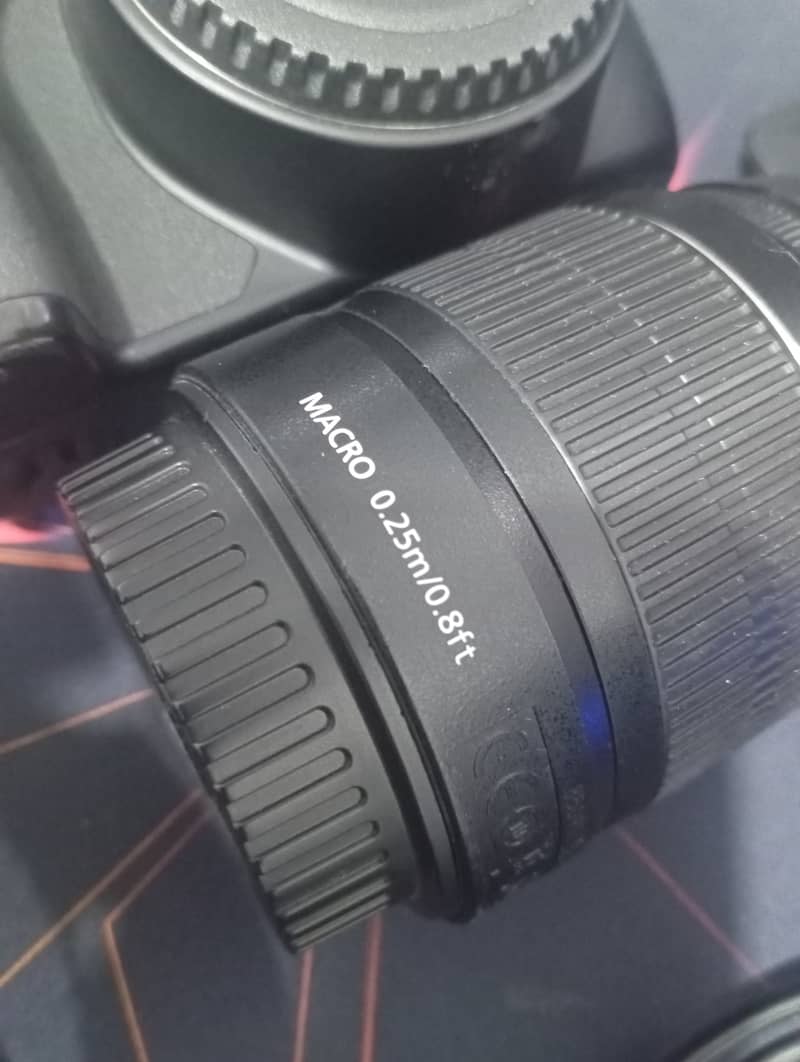 CANON 250D DSLR With Box & Complete Equipement 3