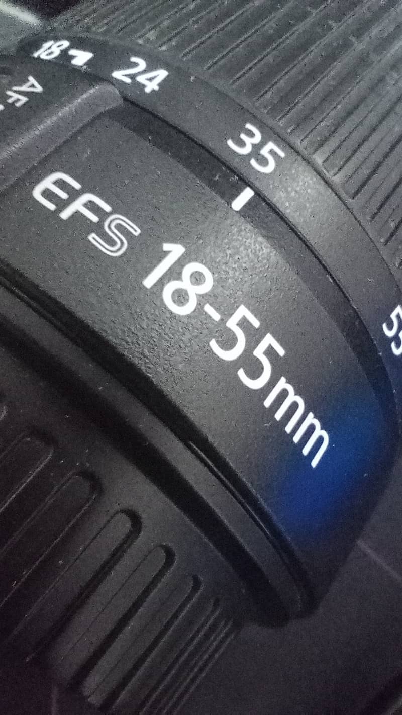 CANON 250D DSLR With Box & Complete Equipement 4