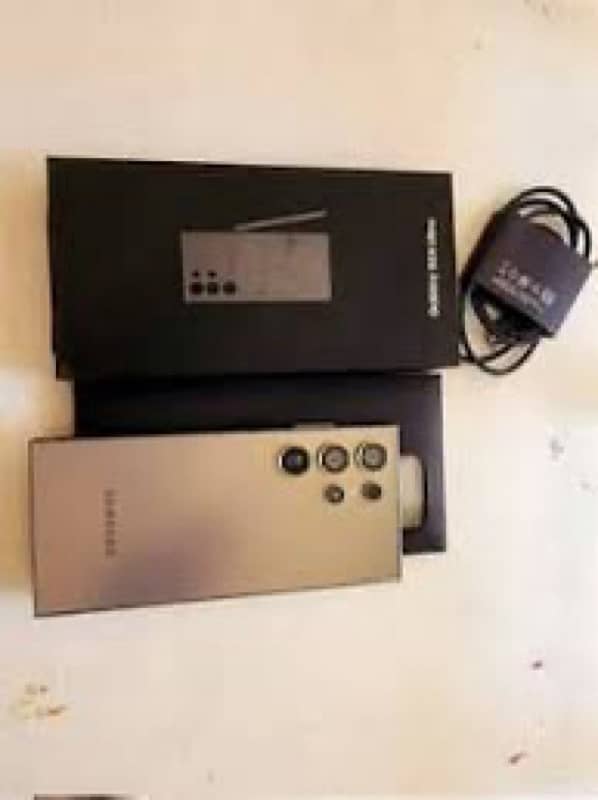 Samsung S24 Ultra 0