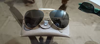 Ray-Ban