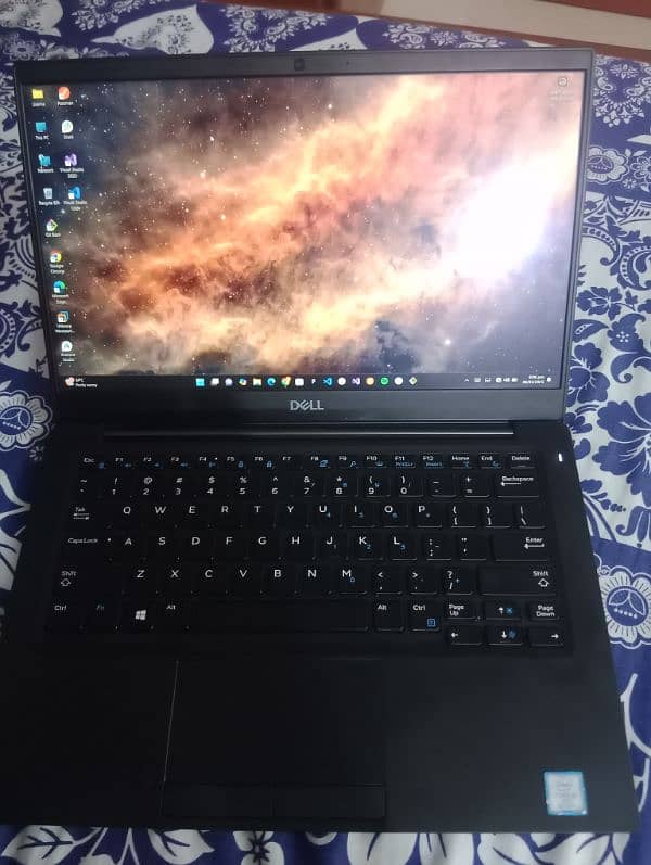 Dell Latitude 7390 Touch variant 1