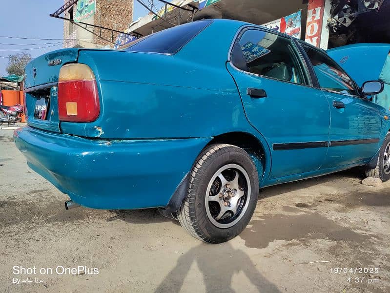 Suzuki Baleno 1998-99 8