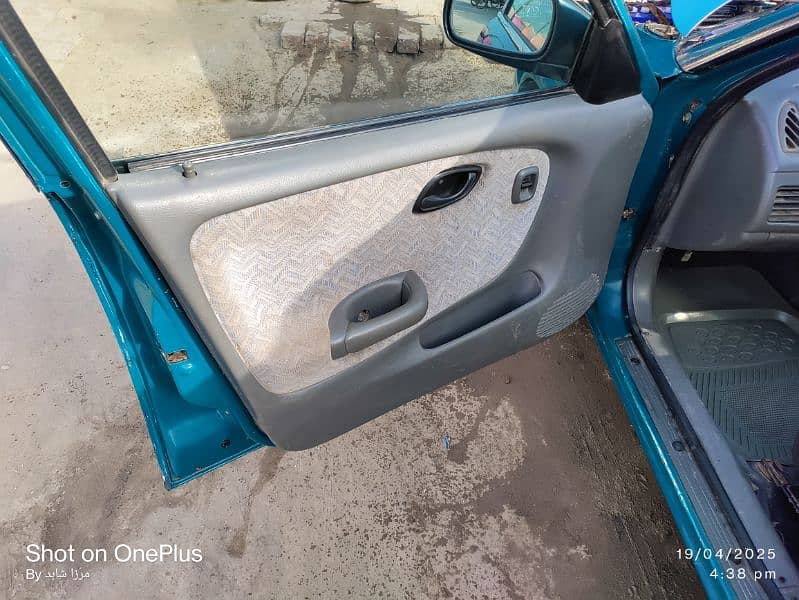 Suzuki Baleno 1998-99 10