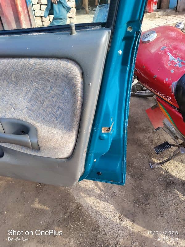 Suzuki Baleno 1998-99 15