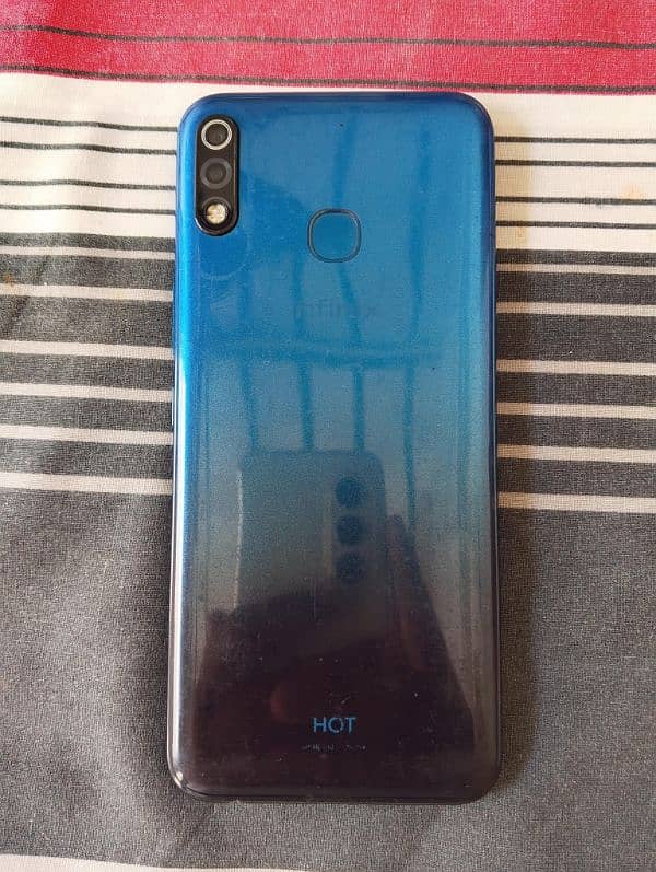 infinix Hot 8 Lite 1