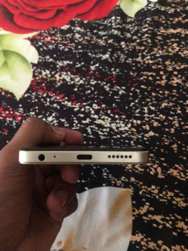 spark go 2024 lush warranty 2+2/64Gb 1