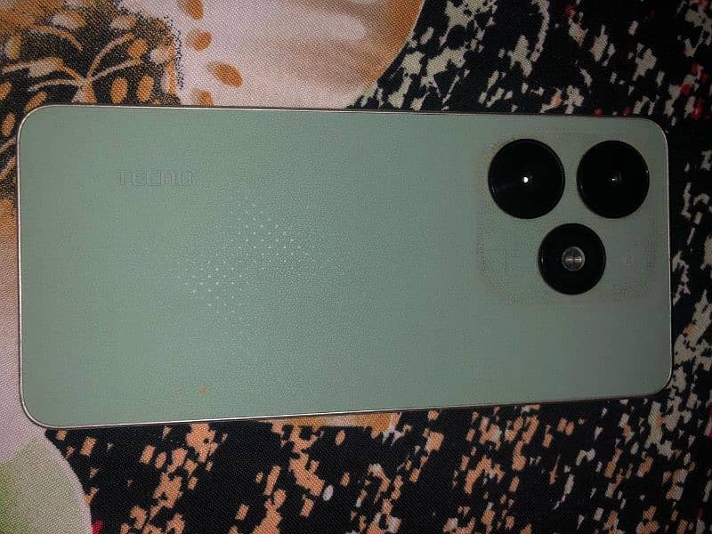 spark go 2024 lush warranty 2+2/64Gb 4