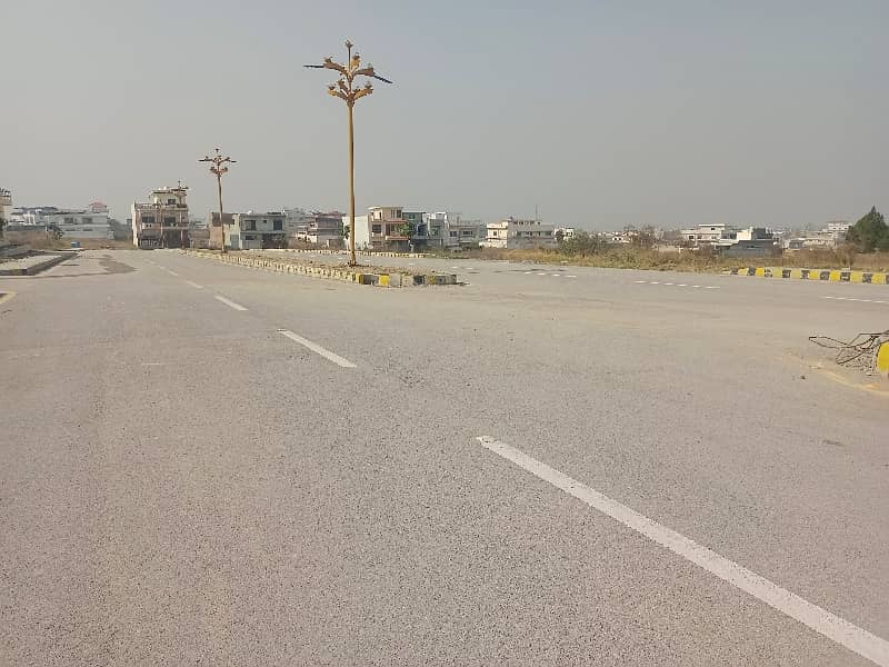 E-18 Gulshan-E-Sehat Islamabad Corner Commercial Plot On 100 Feet Road 1
