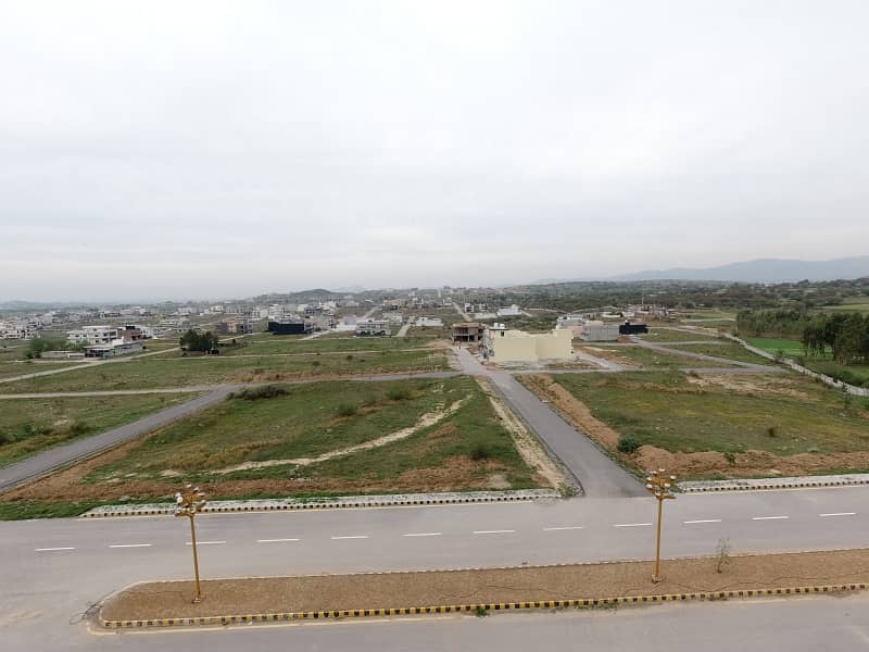 E-18 Gulshan-E-Sehat Islamabad Corner Commercial Plot On 100 Feet Road 15