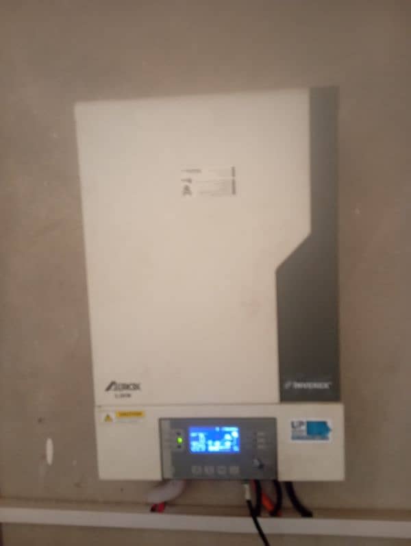 inverx arox serious 5.2 KW for sale in Rahim yar khan 1