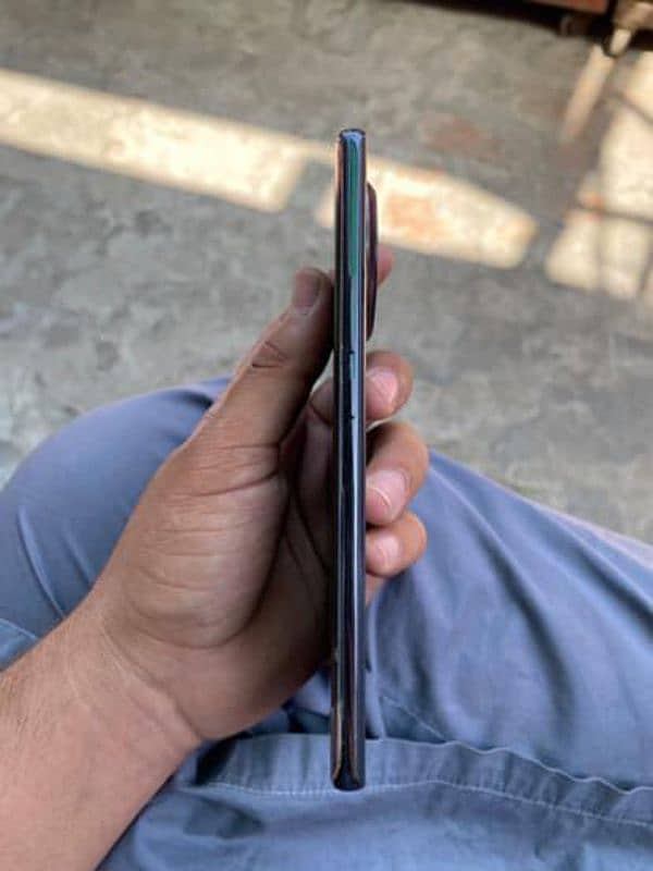 Tecno camon 30s 4