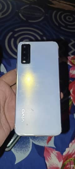 vivo y20 with box and charger