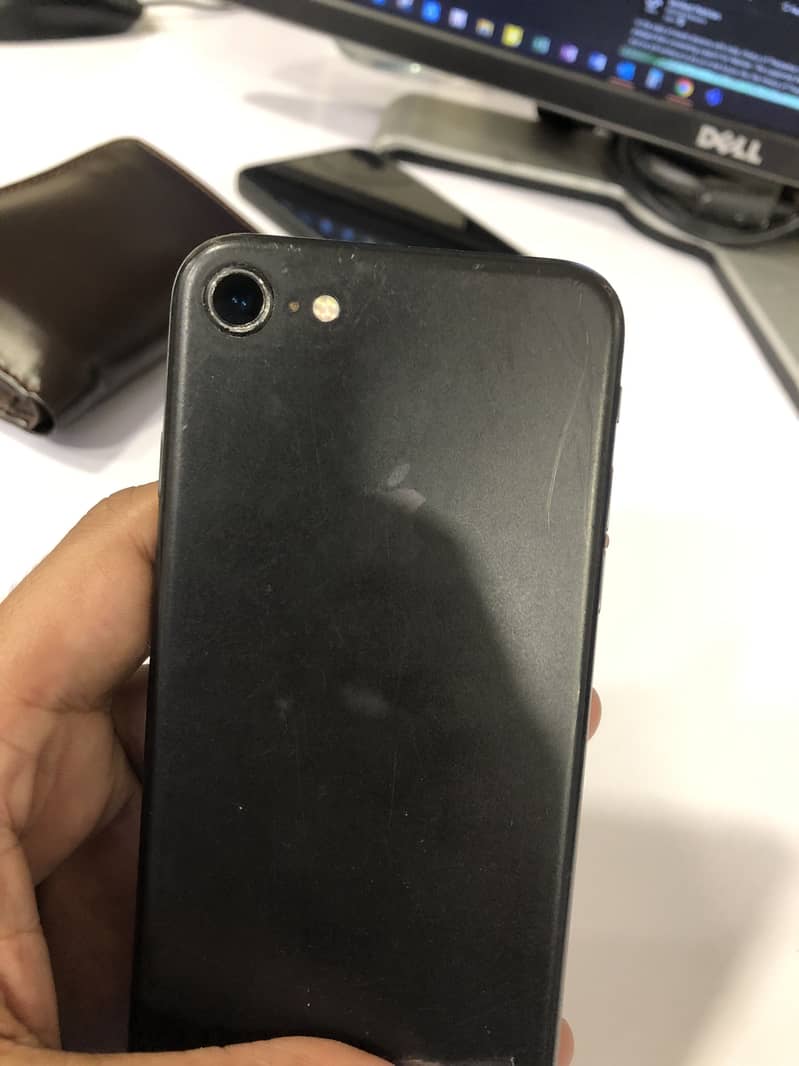 Iphone 8 non PTA 1