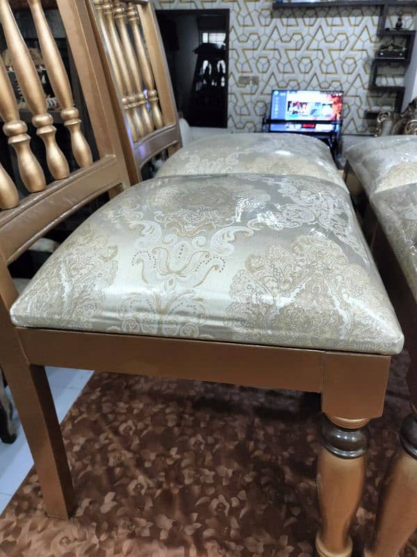pure wooden outclass Brand New Dinning table with chairs 1