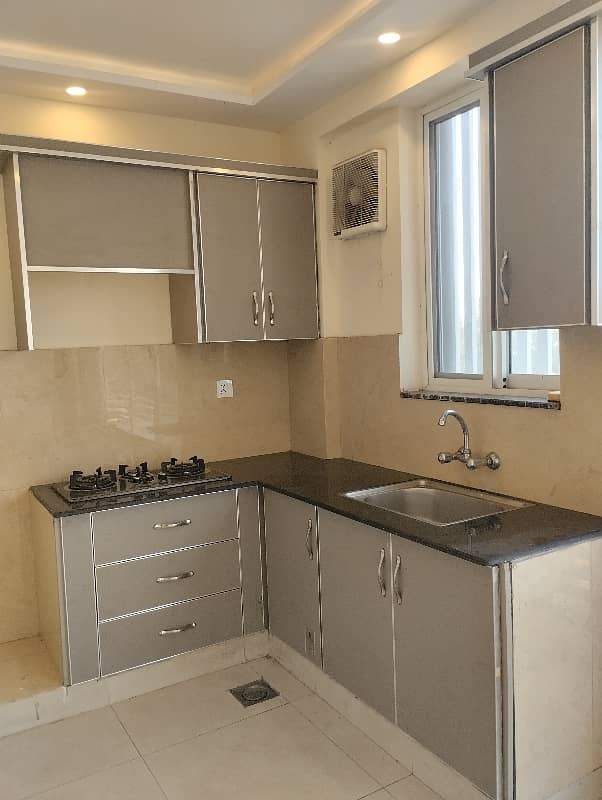 2 Bed Non Furnish Flat With Hot Location With Original Pictures Attached Available In The Heart Of Bahria Town Lahore 2