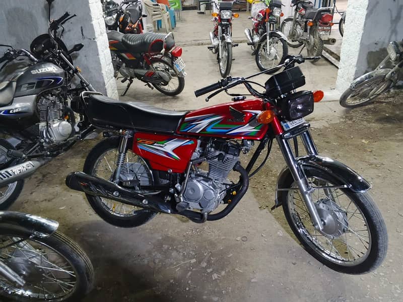 Honda CG 125 Model 2023| Honda In Bikes | Total Geniune 1
