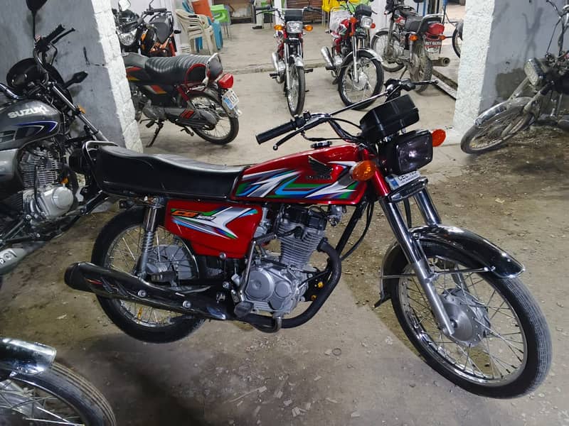 Honda CG 125 Model 2023| Honda In Bikes | Total Geniune 3
