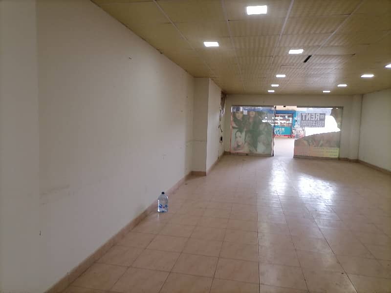 4 Marla Office For rent Is Available In DHA Phase 8 - Commercial Broadway 2