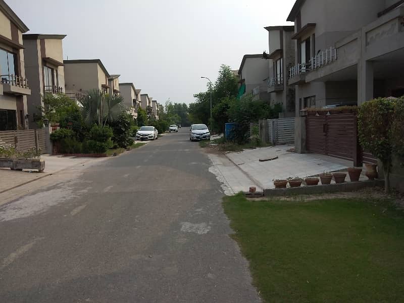 House Of 5 Marla For Rent In Divine Gardens 4