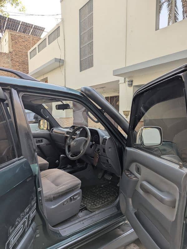 Toyota Prado 1997 4