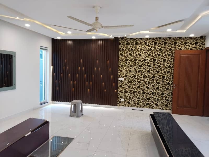 Get This Amazing 20 Marla Upper Portion Available In DHA Phase 6 2