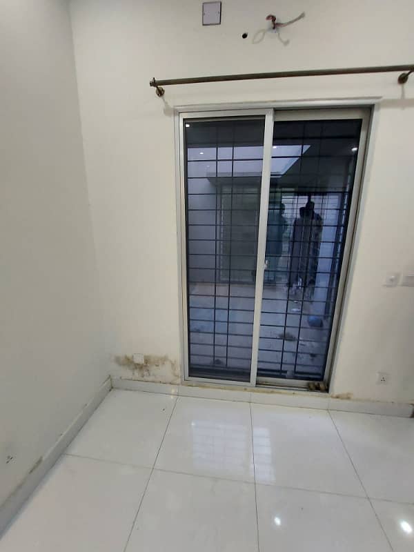 5 Marla Well maintained House for sale at investor Price in paragon city lahore 16