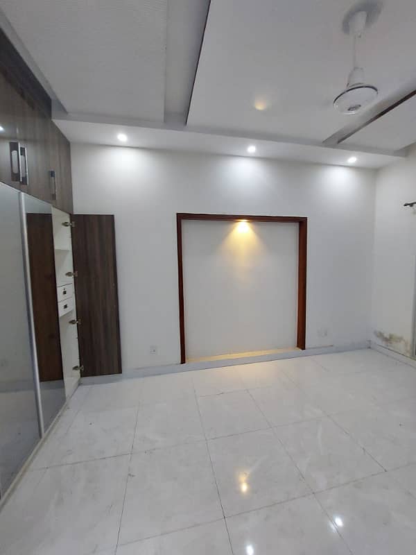 5 Marla Well maintained House for sale at investor Price in paragon city lahore 17