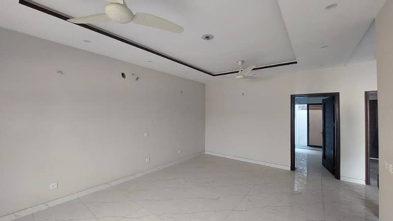 5 Marla Well maintained House for sale at investor Price in paragon city lahore 19