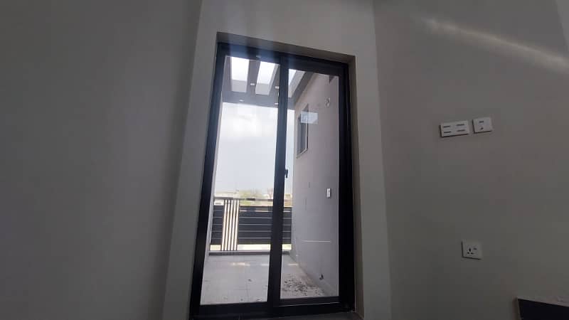 5 Marla Well maintained House for sale at investor Price in paragon city lahore 25