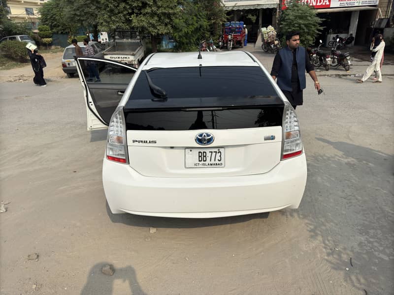 Toyota Prius 2010/2014 5