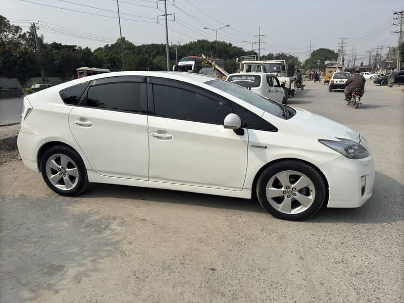 Toyota Prius 2010/2014 6