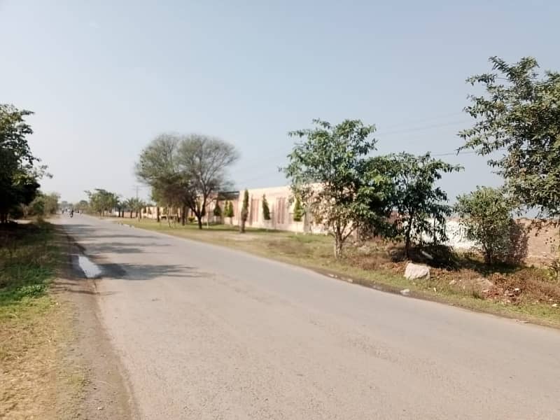 1 Kanal Beautiful Plot On Main Barki Road For Sale. 2