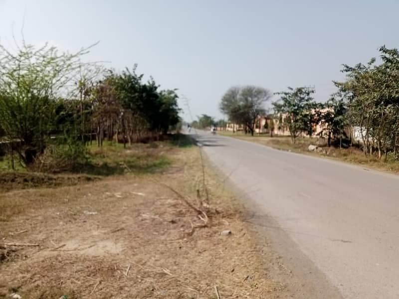 1 Kanal Beautiful Plot On Main Barki Road For Sale. 4