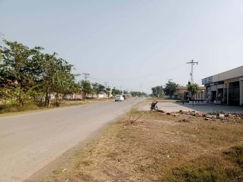1 Kanal Beautiful Plot On Main Barki Road For Sale. 7