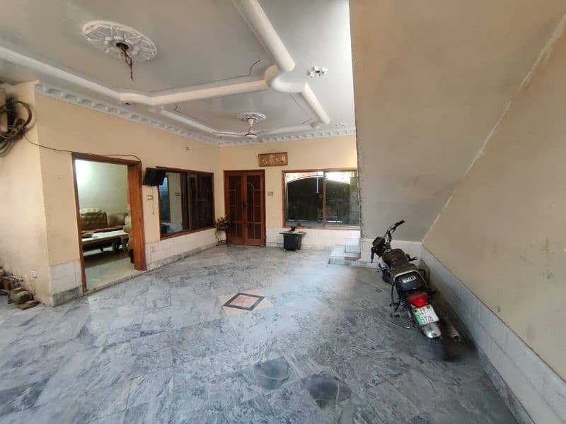Beautiful House for Sale in Very Good Condition 0