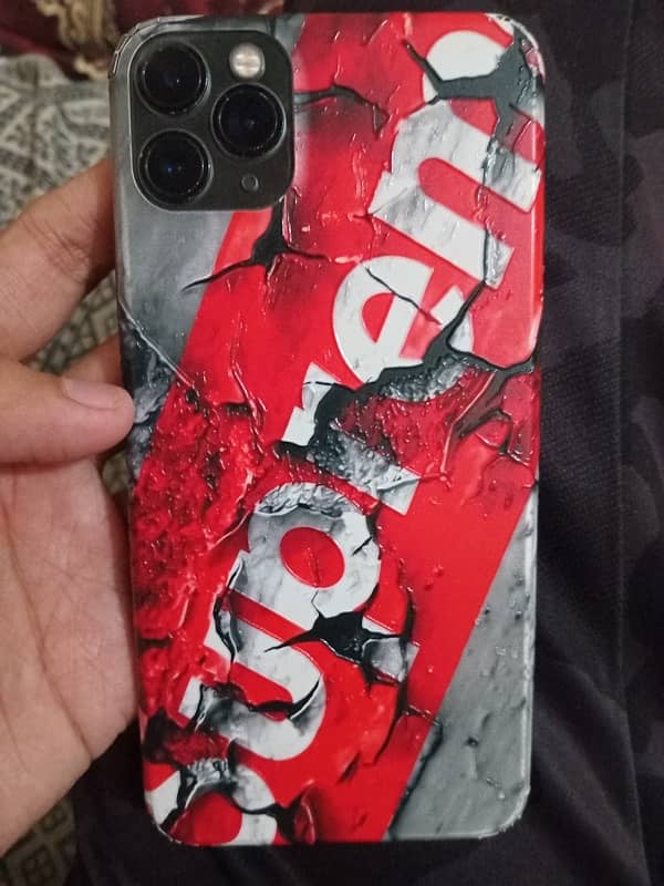 Iphone 11promax 64 gb non pta sim working 4