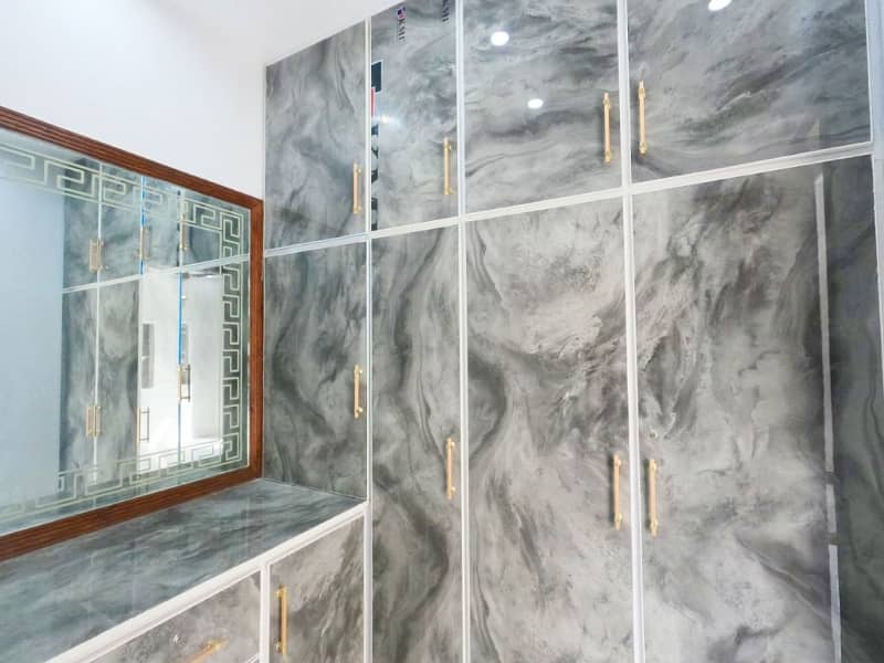 To sale You Can Find Spacious House In DHA 11 Rahbar Phase 2 - Block G 15