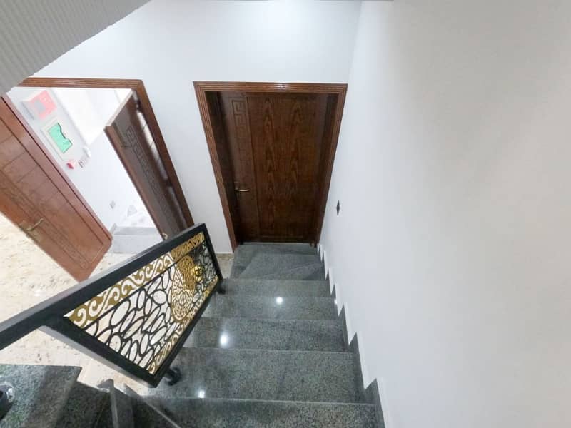 To sale You Can Find Spacious House In DHA 11 Rahbar Phase 2 - Block G 32
