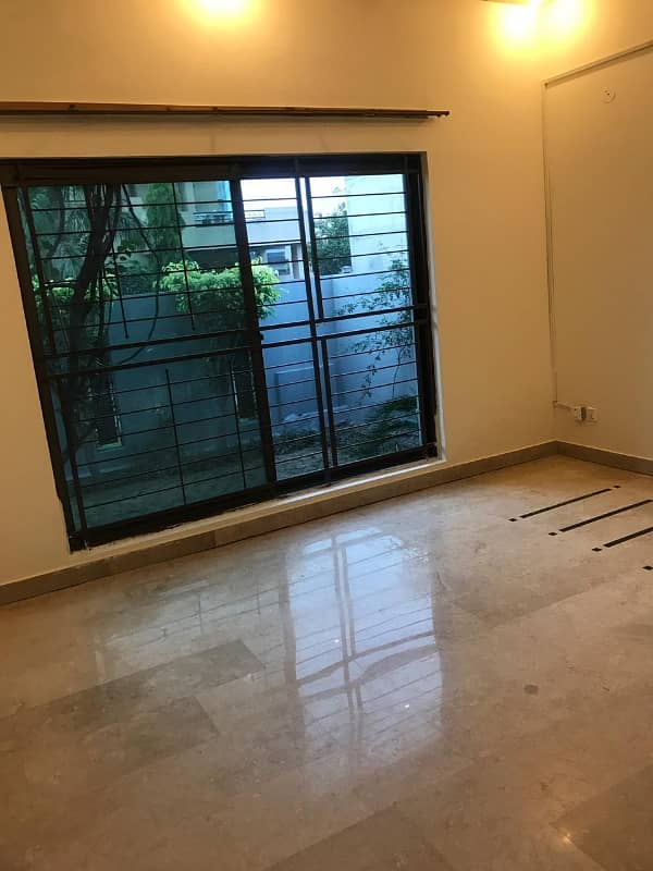 10 Marla House For Rent 8