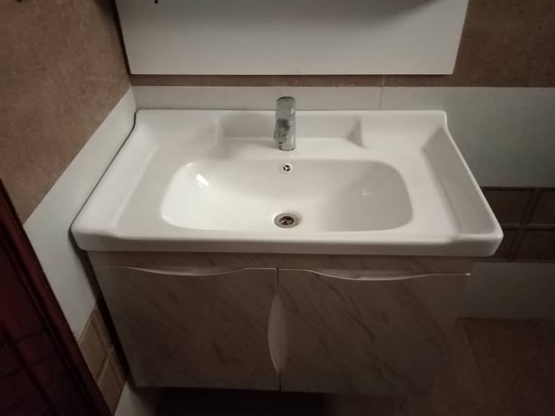 10 Marla House Is Available In Affordable Price In Airport Road 2