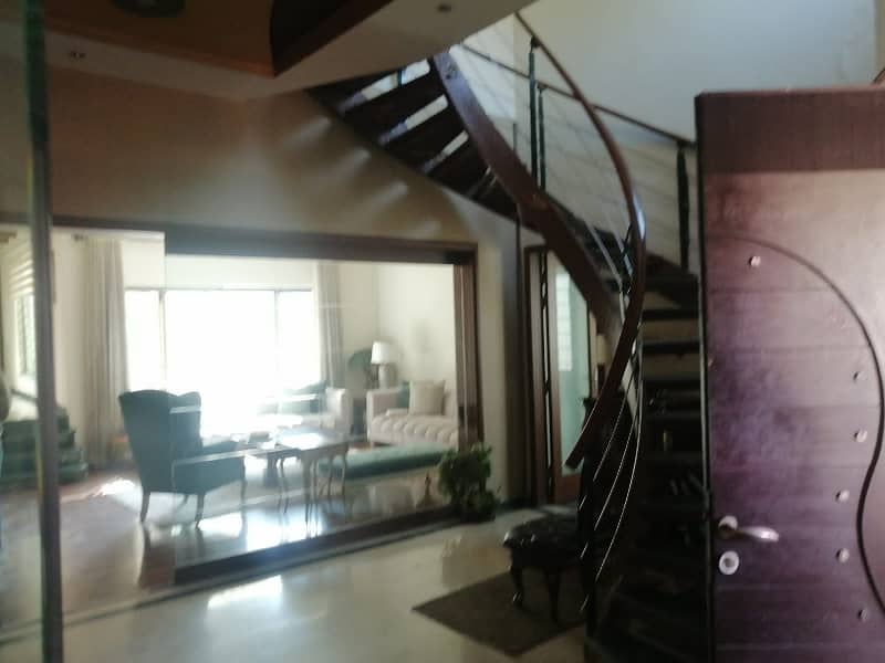 1 Kanal House Available In DHA Phase 4 - Block BB For sale 5