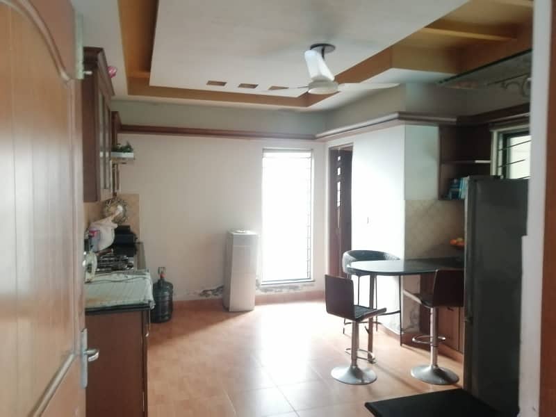 1 Kanal House Available In DHA Phase 4 - Block BB For sale 7